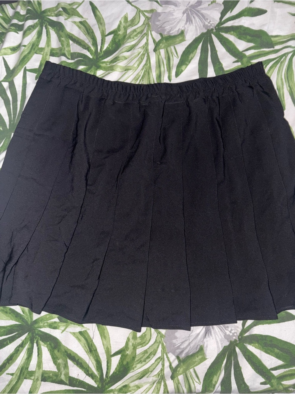Black Pleated Women’s Skirt - Classic Mini